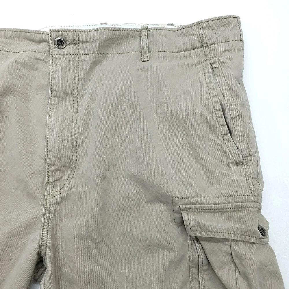 Levis Cargo Shorts Men 45.5 Waist Beige Cotton Hiking Camping Gorpcore‎ Outdoor